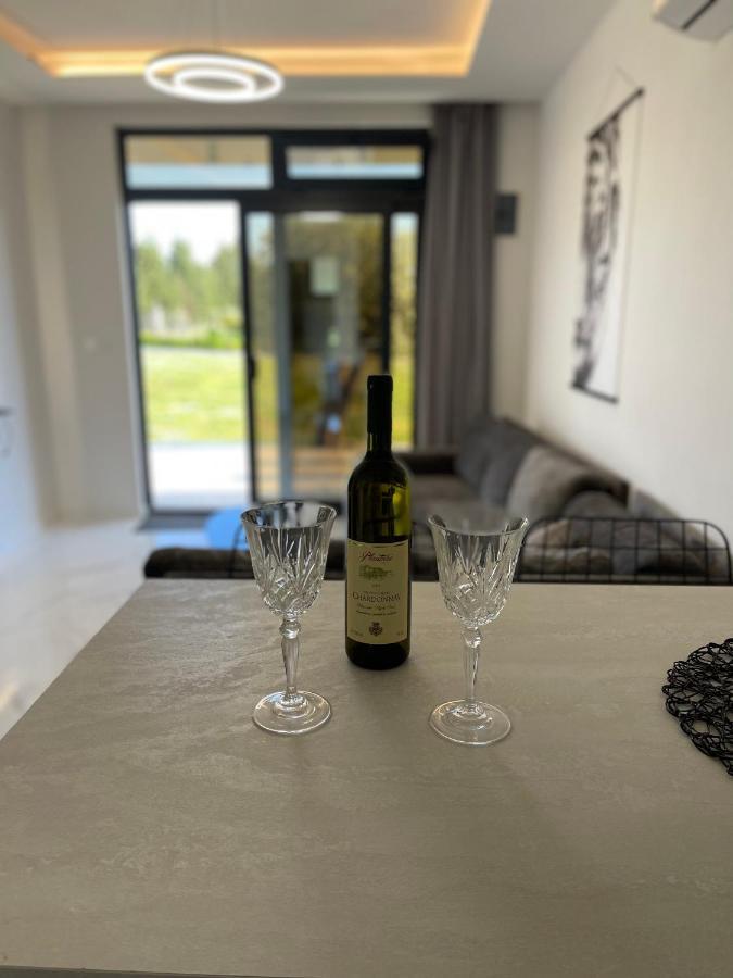 Lux Sereno Village Улцин Екстериор снимка