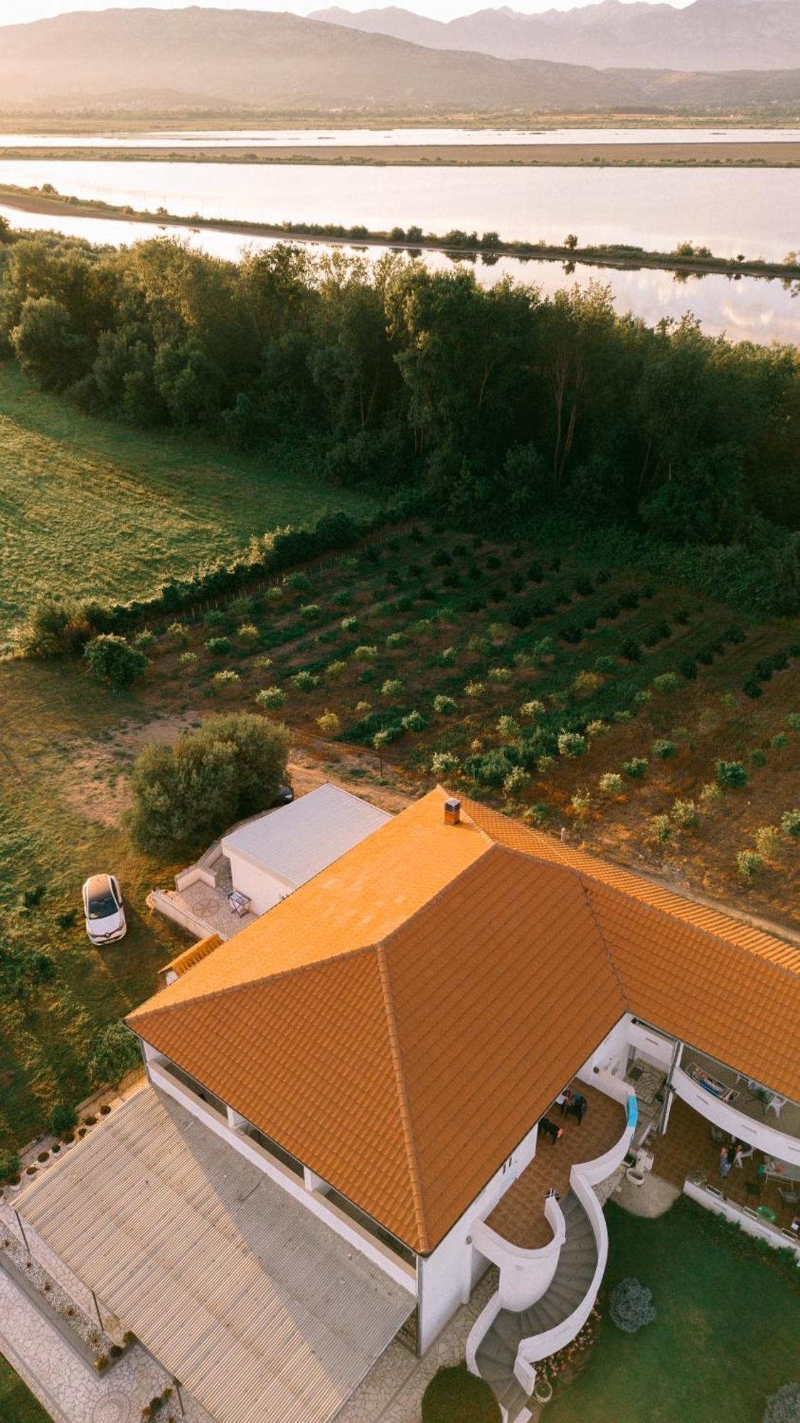 Lux Sereno Village Улцин Екстериор снимка